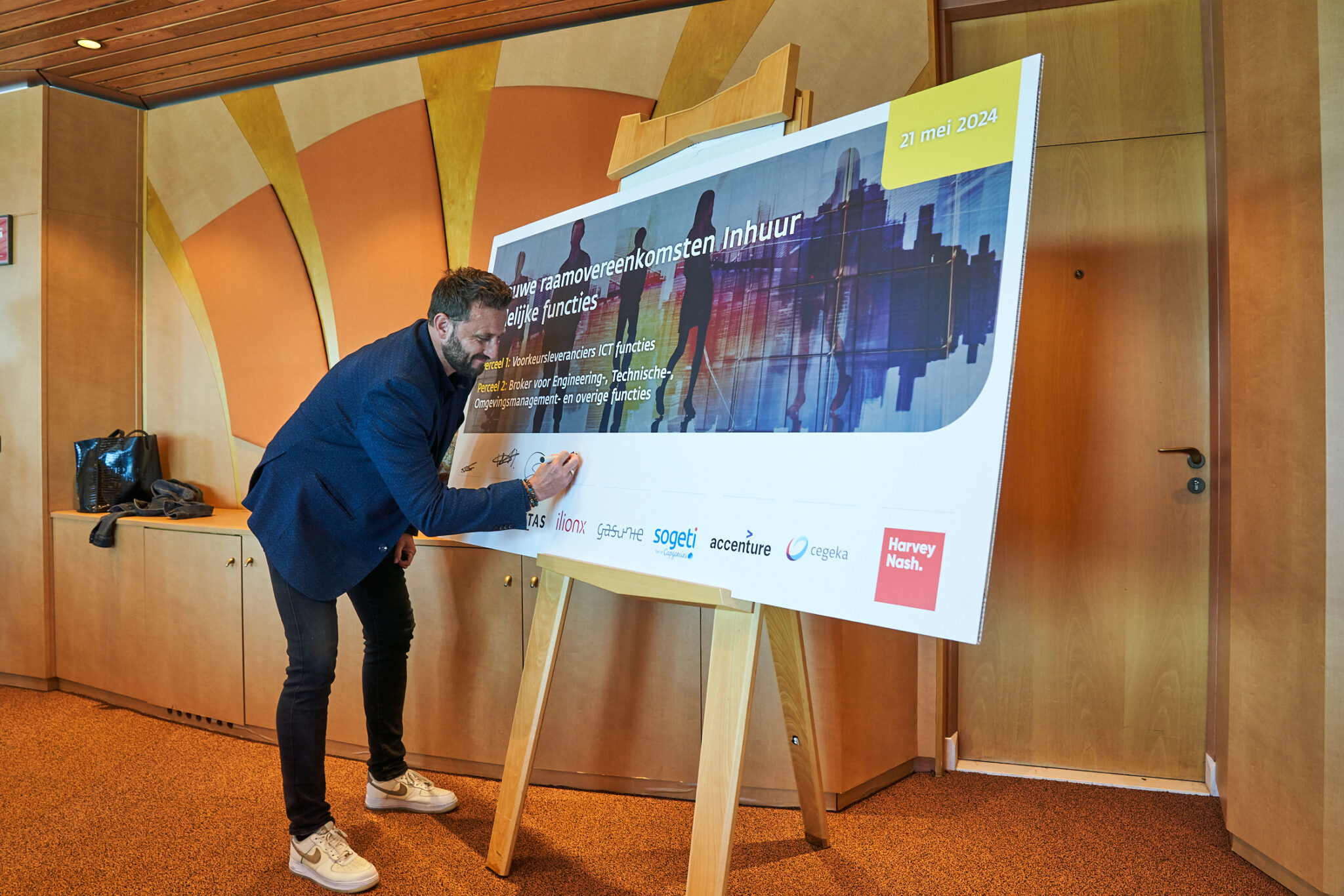 Gasunie ondertekenen contract