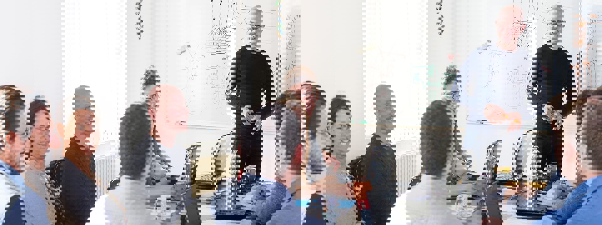 Meeting 2000X640 (1)