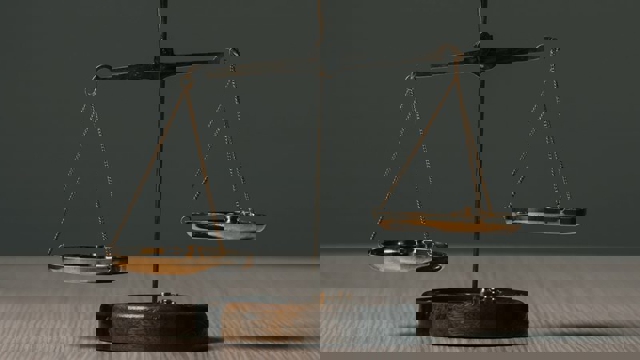 Inhuren of uitbesteden